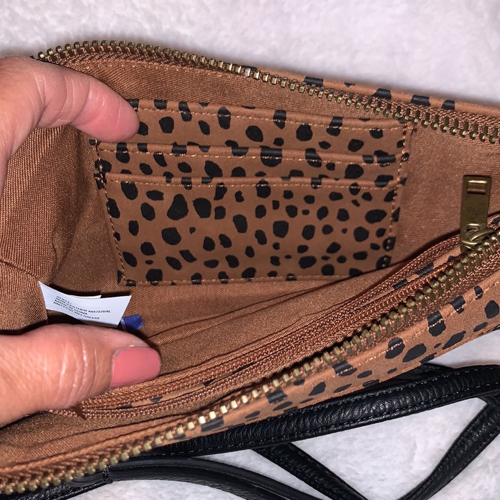 Universal Thread Shoulder Bag - image 3